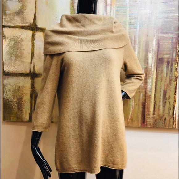 Cynthia Rowley Sweaters - Cynthia Rowley 100% Cashmere Wide Neck Sweater